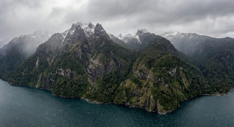 Paisaje zona falla Liquiñe-Ofqui Patagonia